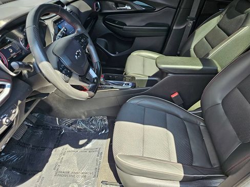 Used 2022 Chevrolet TrailBlazer RS w/ Sun and Liftgate Package FWD image 24