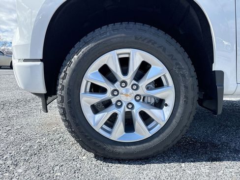 New 2026 Chevrolet Silverado 1500 Custom AWD/4WD image 12