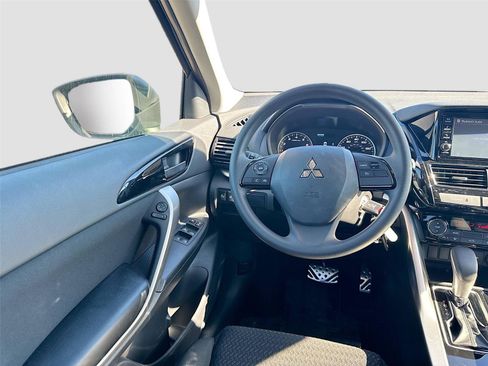 New 2025 Mitsubishi Eclipse Cross ES image 21