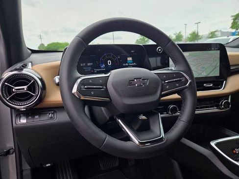 New 2026 Chevrolet Equinox ACTIV FWD image 10