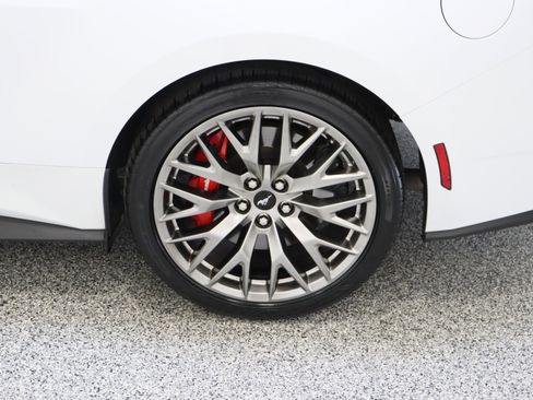 Used 2024 Ford Mustang GT Premium RWD image 11