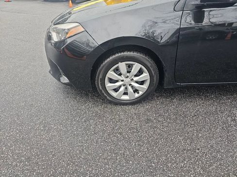 Used 2016 Toyota Corolla LE image 9