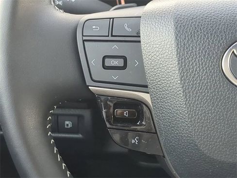 Certified 2025 Toyota Camry SE image 22