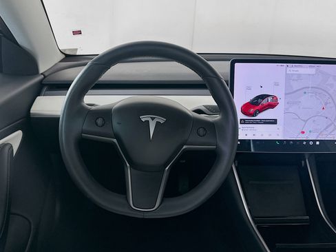 Used 2020 Tesla Model 3 Long Range image 16