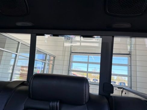 Used 2023 RAM 1500 Laramie AWD/4WD image 15