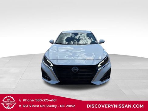 Certified 2024 Nissan Altima 2.5 SV w/ SV Premium Package FWD image 2