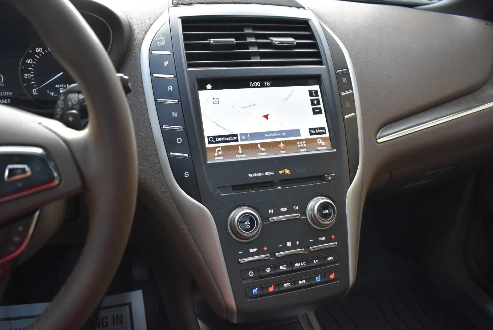 Used 2017 Lincoln MKC Reserve w/ Lincoln MKC Climate Package AWD/4WD image 17