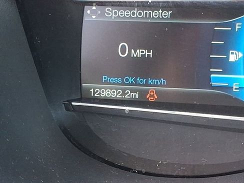 Used 2017 Ford Explorer XLT w/ Equipment Group 202A image 20