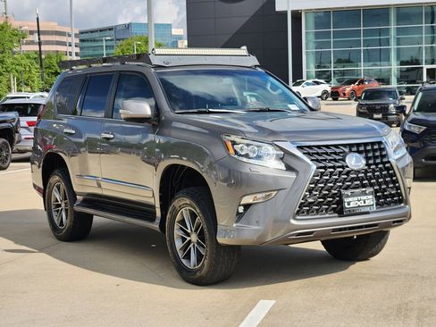 Used 2014 Lexus GX 460 w/ Premium Package image 3