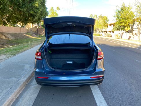 Used 2019 Ford Fusion Energi Titanium image 6