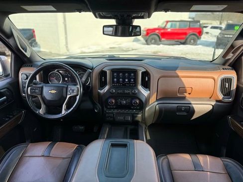 Used 2021 Chevrolet Silverado 1500 High Country image 2