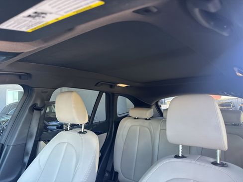 Used 2021 BMW X1 sDrive28i w/ Convenience Package image 16