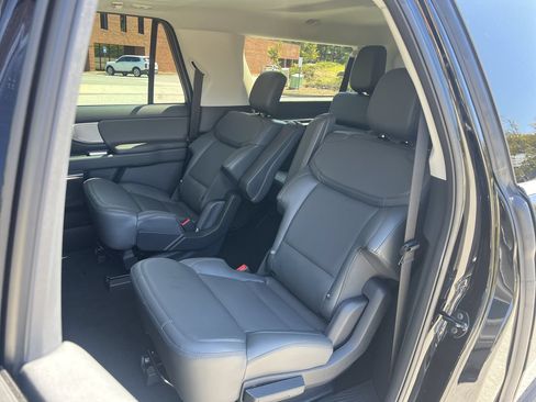 New 2027 Ford Expedition Max Active RWD image 17