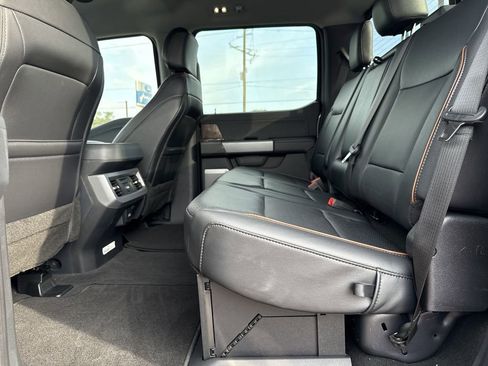 New 2025 Ford F250 Lariat w/ Lariat Ultimate Package AWD/4WD image 24