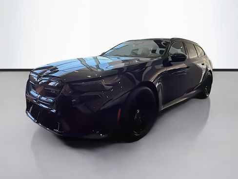 New 2026 BMW M5 Touring image 5