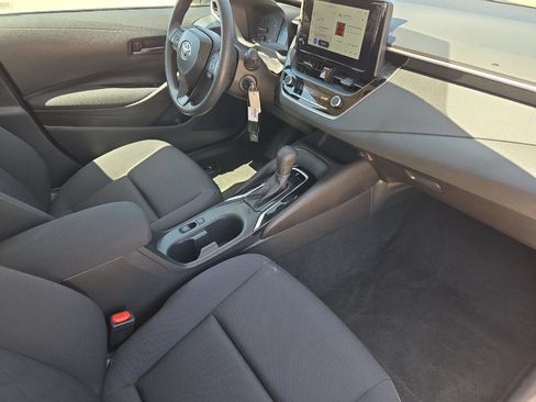 Certified 2025 Toyota Corolla LE FWD image 15