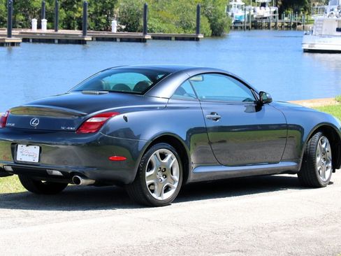 Used 2006 Lexus SC 430 Convertible RWD image 3