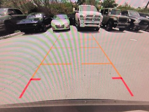 Used 2025 GMC Acadia Elevation FWD image 21