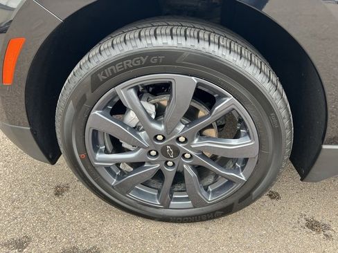 Used 2024 Chevrolet Equinox RS w/ RS Leather Package image 9