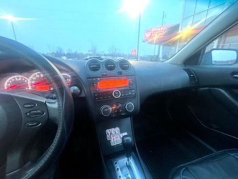 Used 2011 Nissan Altima 2.5 S image 14