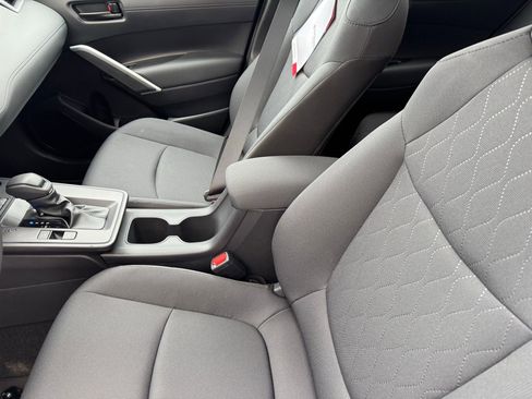 Used 2026 Toyota Corolla Cross LE w/ Moonroof Package image 21