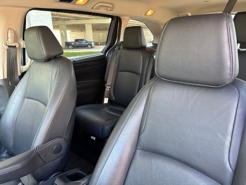 Used 2025 Honda Odyssey EX-L image 9