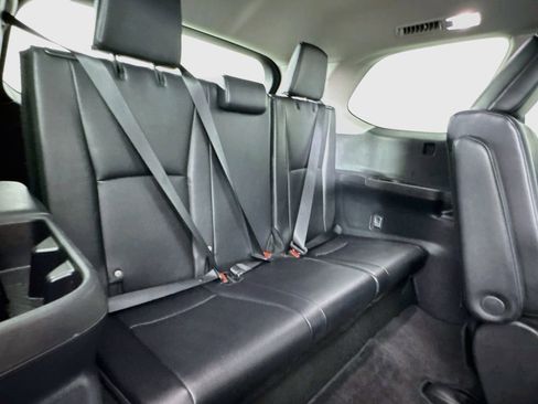 Used 2025 Toyota Grand Highlander FWD image 28