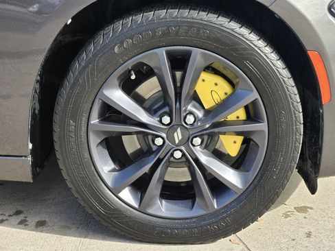 Used 2020 Dodge Charger SXT w/ Blacktop Package image 13