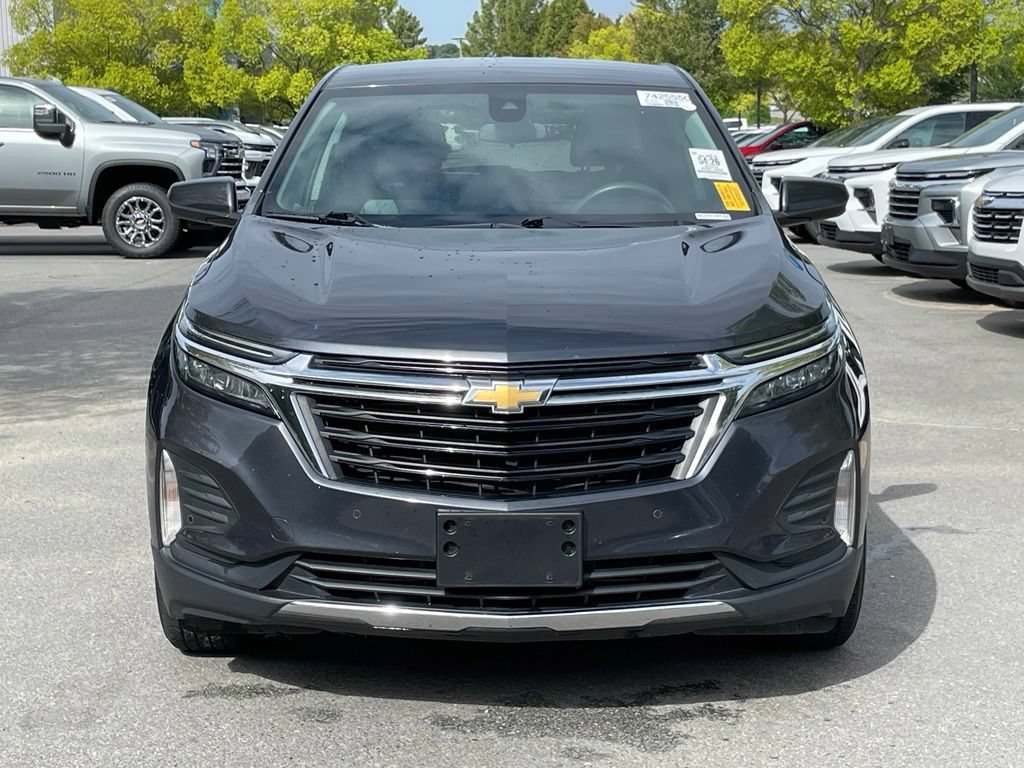 Used 2023 Chevrolet Equinox LT w/ LPO, Cargo Package FWD image 2