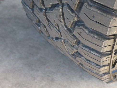 Used 2026 GMC Sierra 2500 Denali w/ Denali Reserve Package image 12