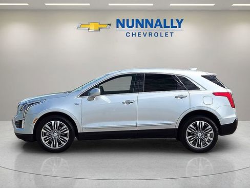 Used 2019 Cadillac XT5 Premium Luxury image 2