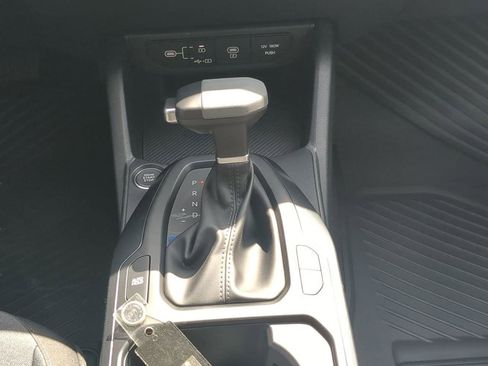 New 2025 Kia K4 LXS image 16