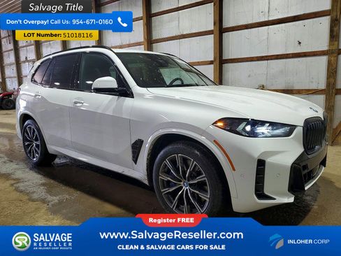 Used 2025 BMW X5 xDrive50e w/ M Sport Package AWD/4WD image 5