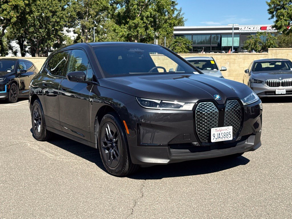 Certified 2024 BMW iX xDrive50 AWD/4WD image 6
