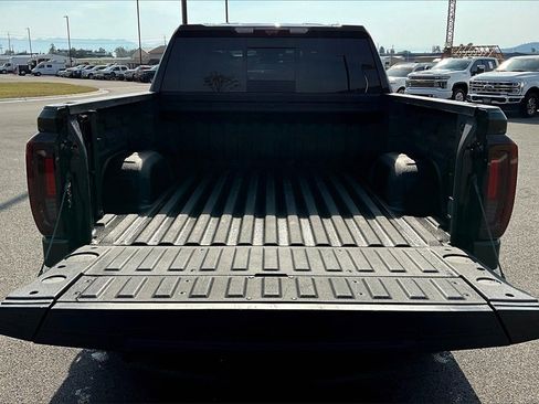 Used 2023 GMC Sierra 1500 Denali w/ Denali Reserve Package image 18