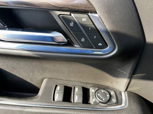 Used 2023 Chevrolet Silverado 1500 LTZ w/ LTZ Premium Package image 19