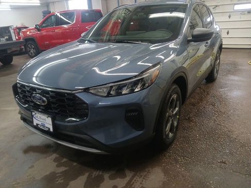 New 2026 Ford Escape ST-Line w/ Tech Pack #1 AWD/4WD image 1
