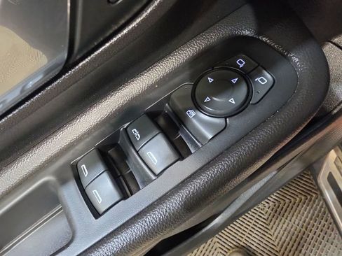 Used 2019 GMC Terrain SLE w/ Driver Convenience Package AWD/4WD image 15