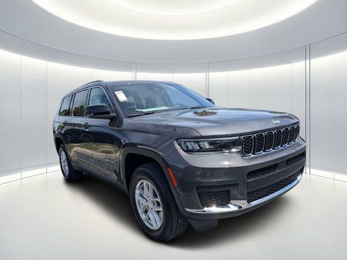 New 2026 Jeep Grand Cherokee L Laredo RWD image 2