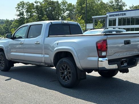 Used 2020 Toyota Tacoma SR5 AWD/4WD image 6