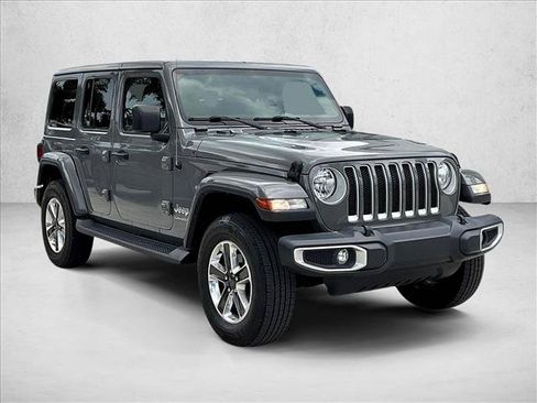 Used 2021 Jeep Wrangler Unlimited Sahara AWD/4WD image 8