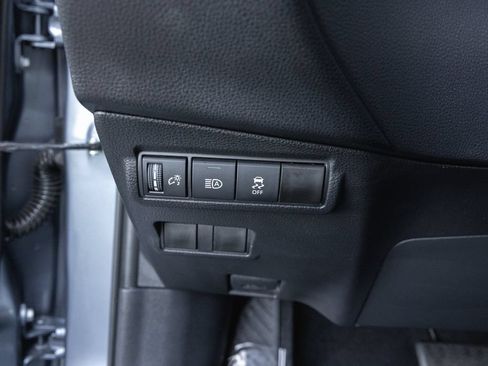 Certified 2026 Toyota Corolla Cross LE FWD image 14