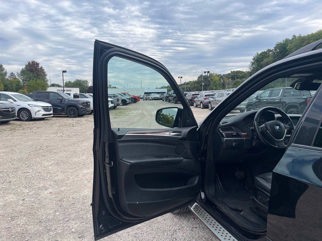 Used 2012 BMW X5 xDrive50i AWD/4WD image 19