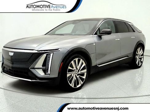 Used 2023 Cadillac Lyriq 2WD image 1