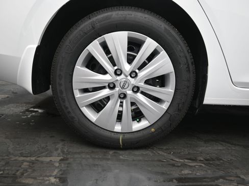 New 2025 Nissan Sentra S image 9