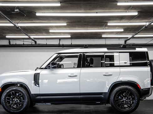 Used 2020 Land Rover Defender 110 S AWD/4WD image 2