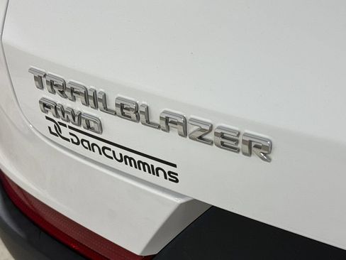 Used 2022 Chevrolet TrailBlazer LT AWD/4WD image 25