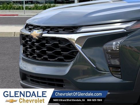 New 2026 Chevrolet Trax LT FWD image 13