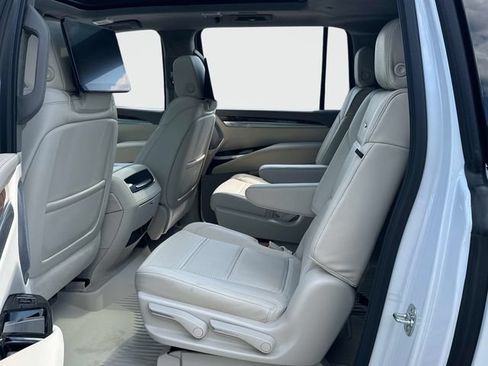 New 2026 Cadillac Escalade ESV Platinum Luxury w/ LPO, Floor Liner Package AWD/4WD image 11