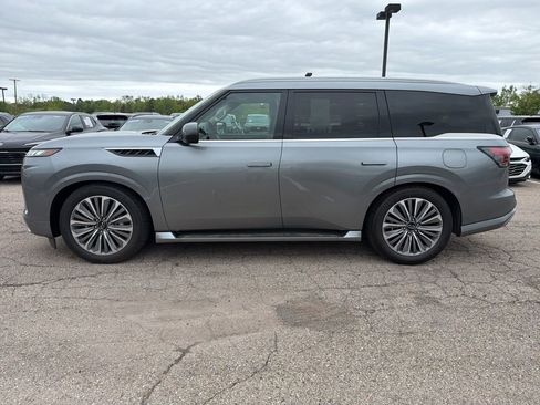 Used 2025 INFINITI QX80 Sensory AWD/4WD image 2